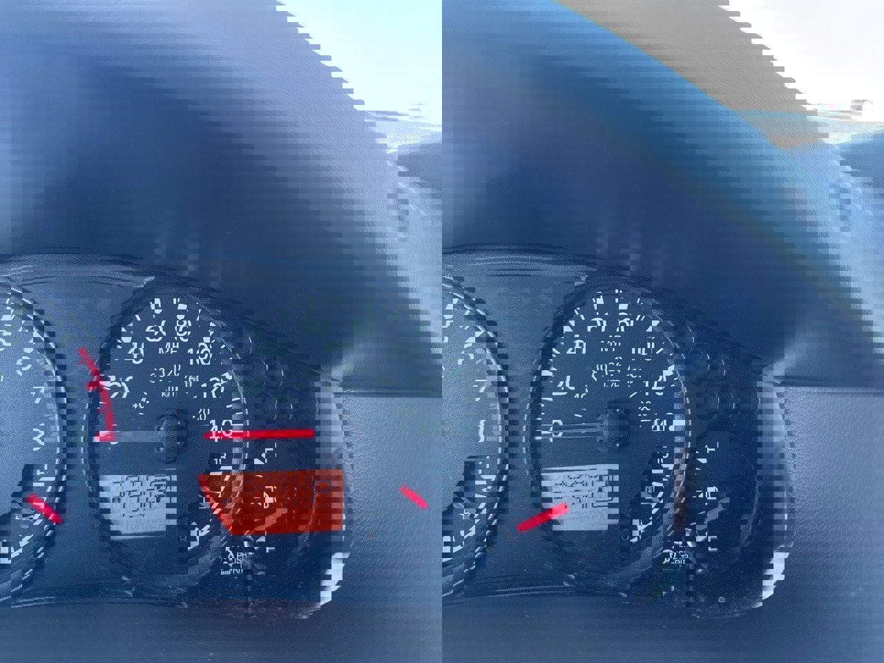 Used 2016 Nissan Frontier SV image 37