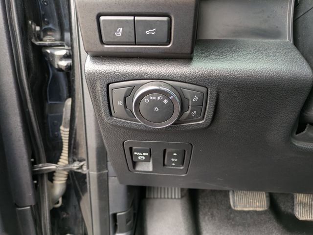 Used 2018 Ford Expedition Limited w/ Equipment Group 301A image 18