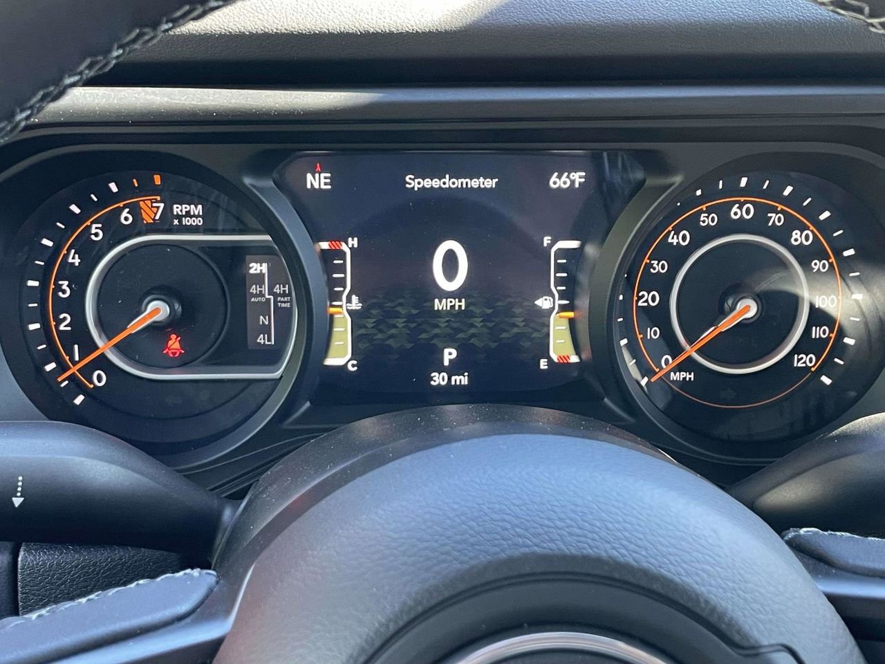 New 2025 Jeep Gladiator Mojave image 13