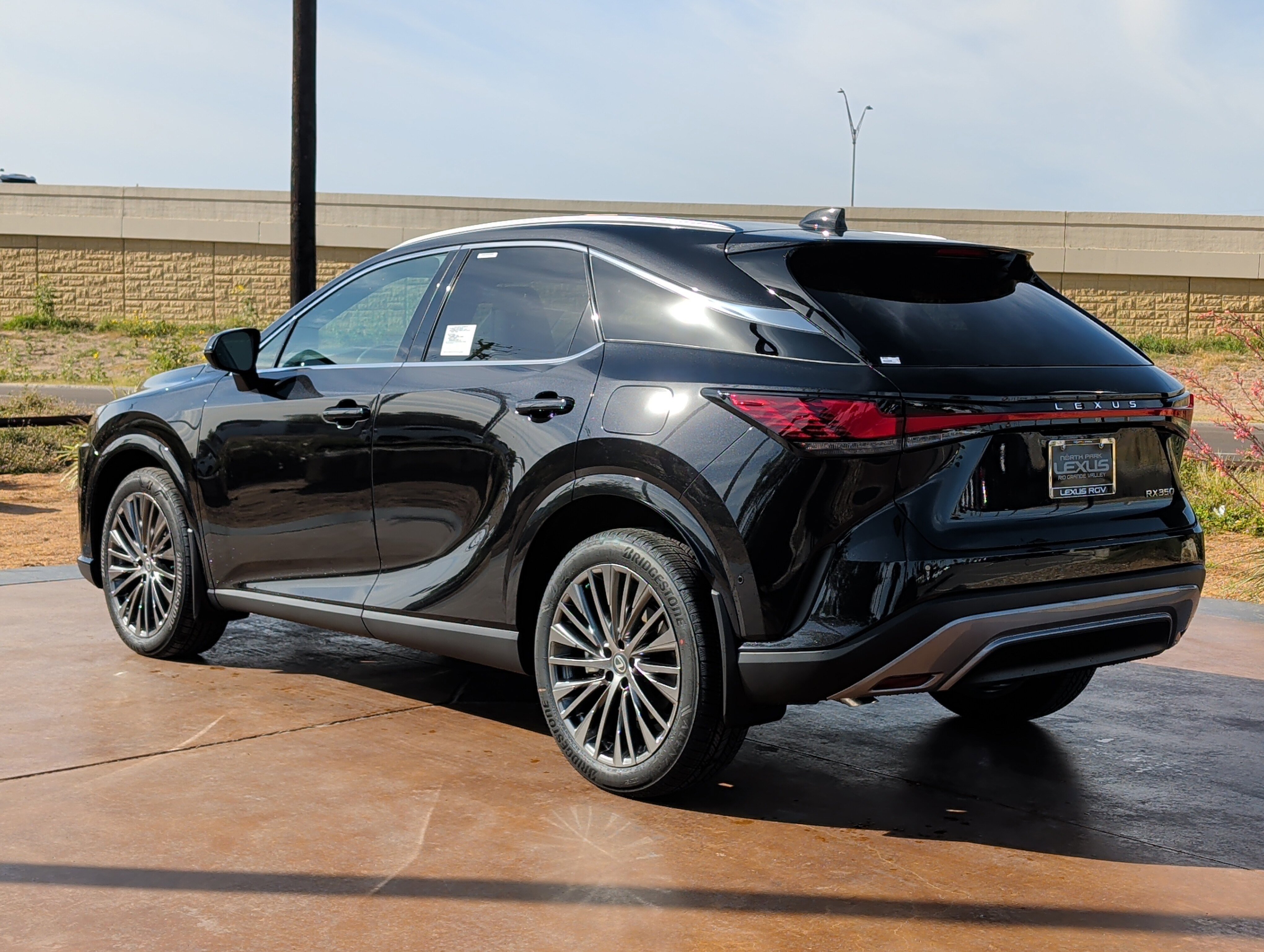 New 2026 Lexus RX 350 RX 350 Luxury image 4