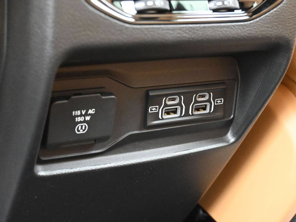 New 2025 Jeep Grand Cherokee Summit AWD/4WD image 36