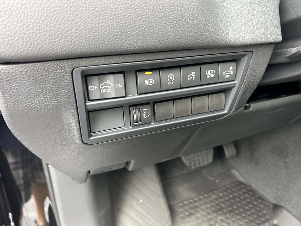 New 2026 Toyota Tundra Limited AWD/4WD image 20