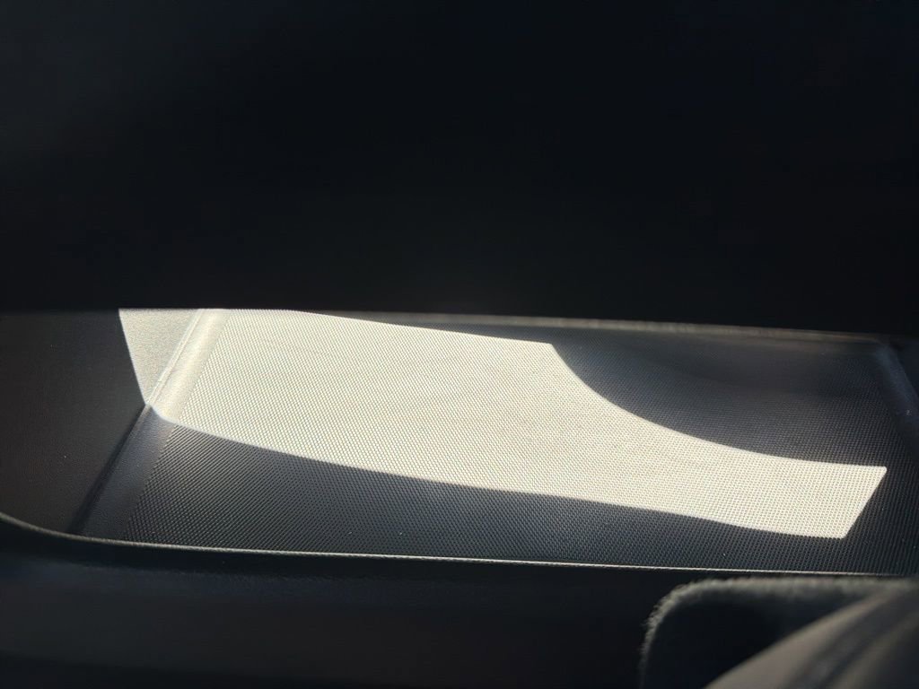 Used 2025 Chevrolet Equinox LT w/ Convenience Package II image 19