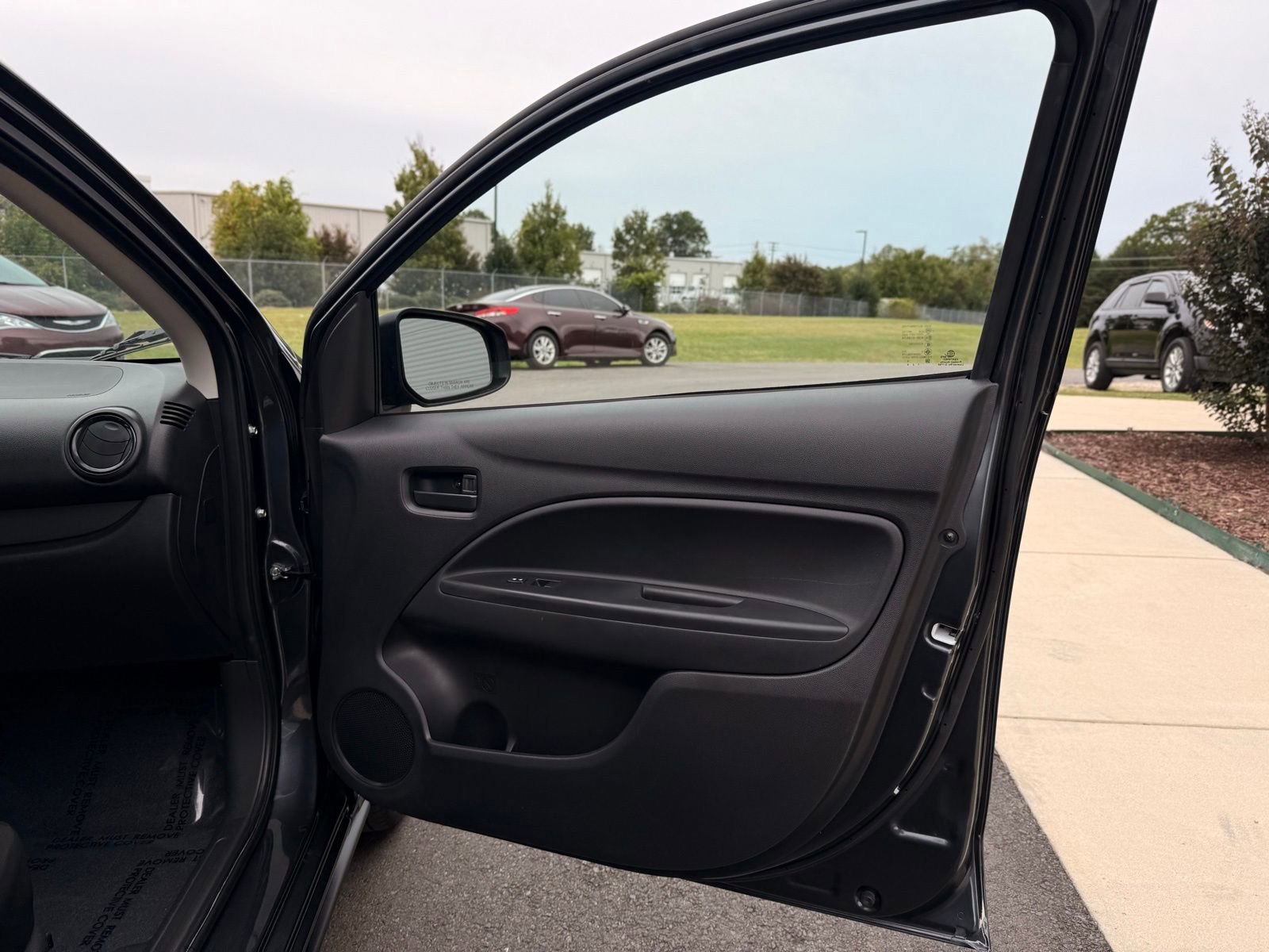 Used 2024 Mitsubishi Mirage ES image 18