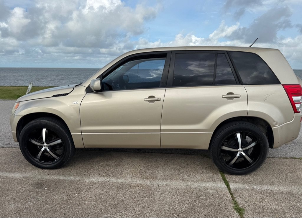 Used 2007 Suzuki Grand Vitara 4WD image 8