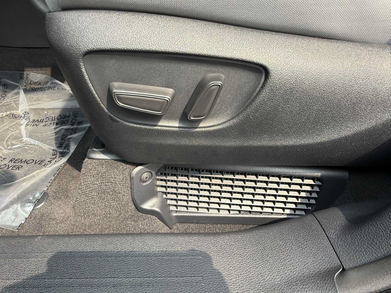 Certified 2026 Toyota Sienna LE AWD/4WD image 14