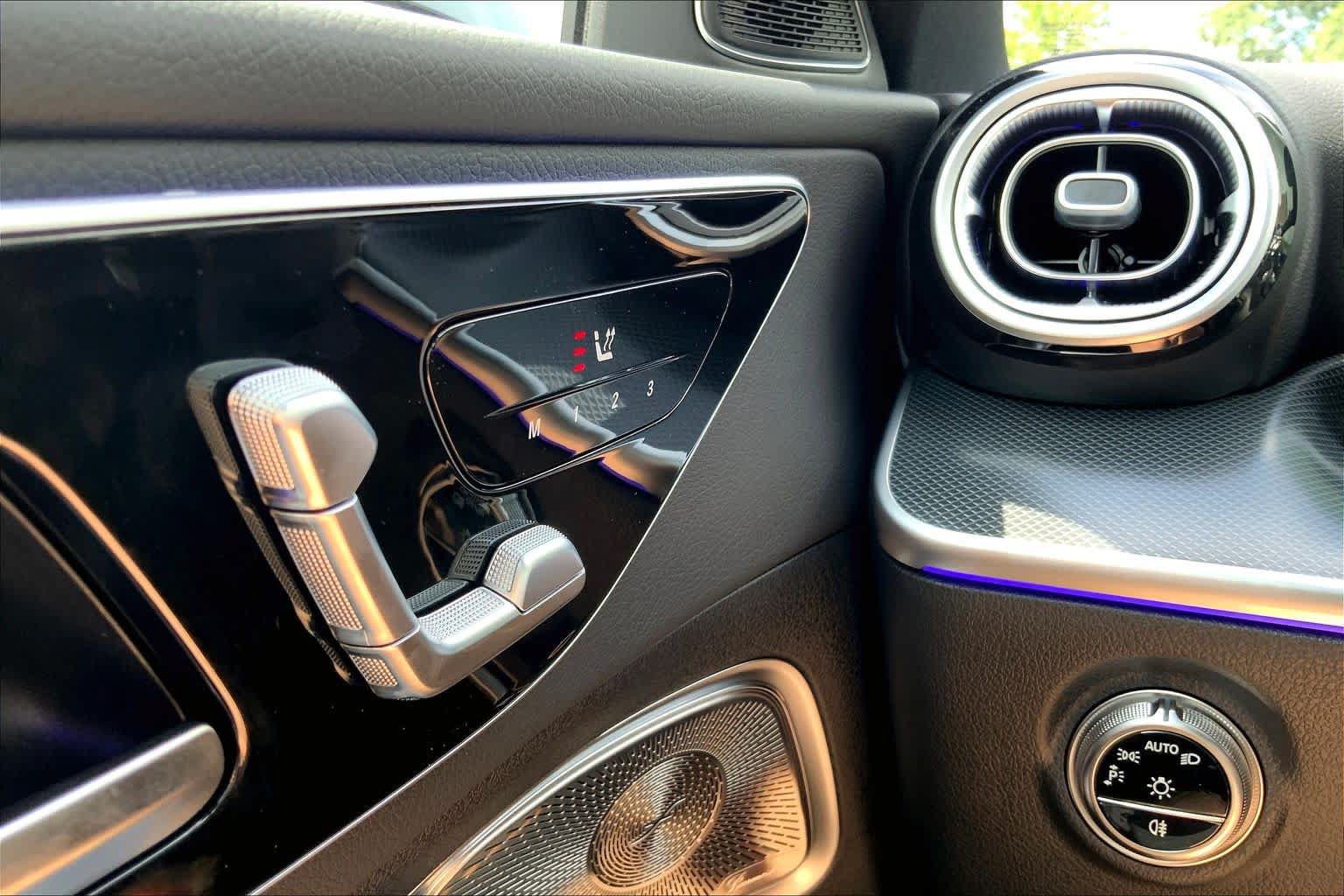 New 2026 Mercedes-Benz C 300 4MATIC Sedan image 24