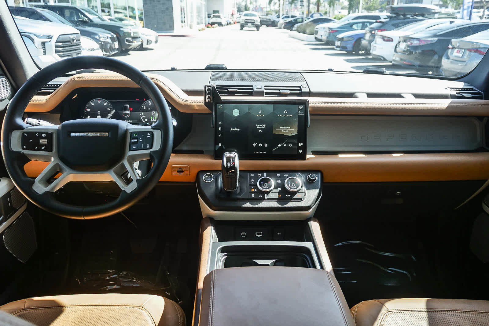 Used 2024 Land Rover Defender 130 S image 12