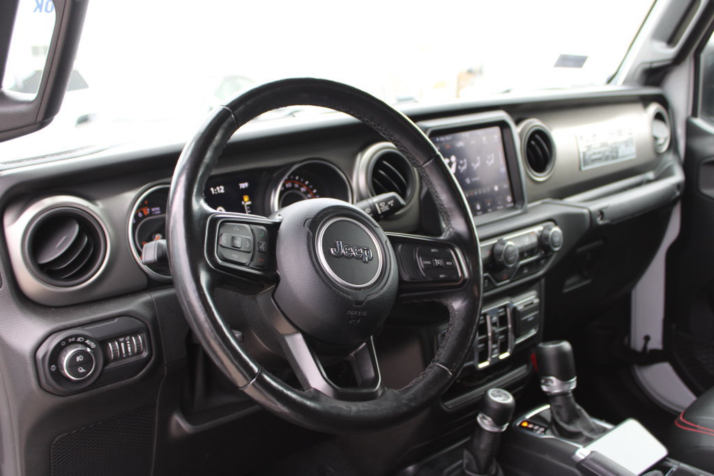 Used 2021 Jeep Gladiator Sport AWD/4WD image 27