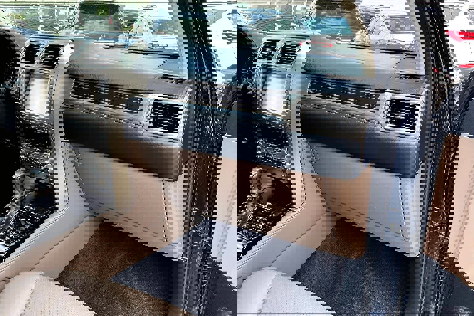 Used 2021 Lexus GX 460 Luxury w/ Sport Design Package image 16