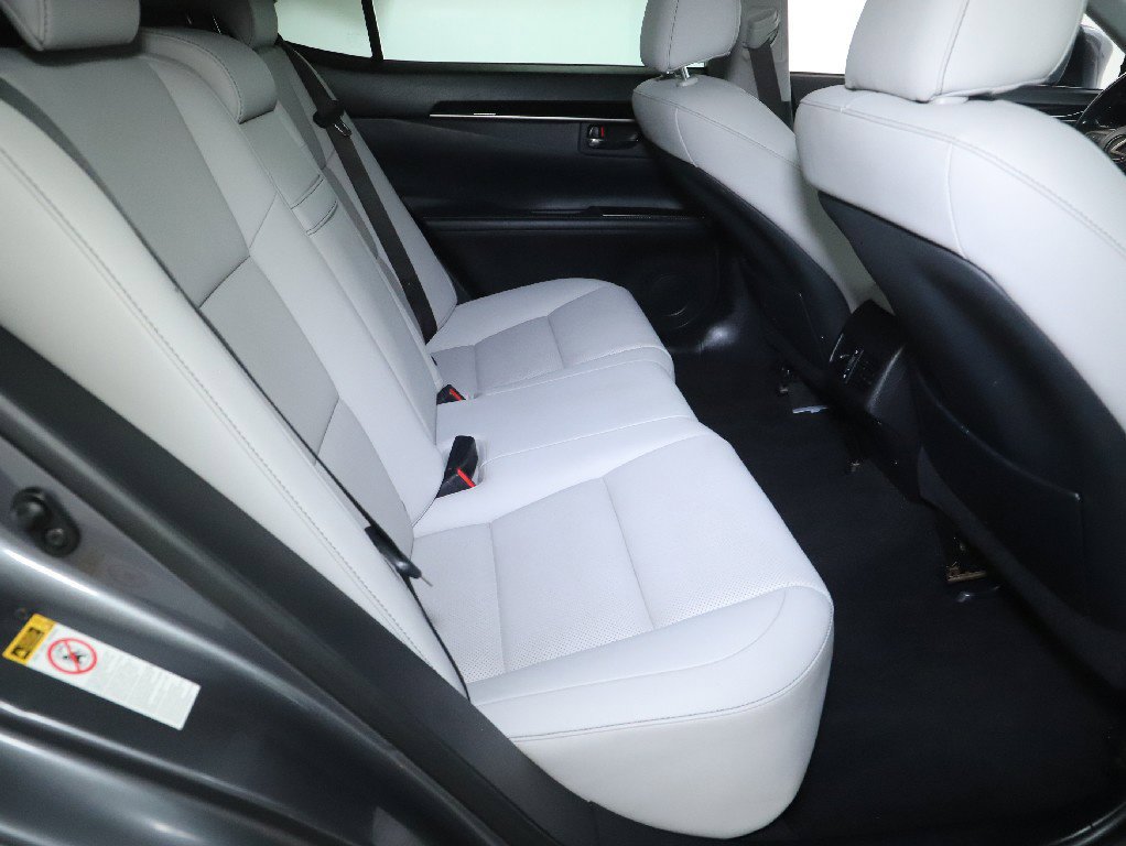 Used 2016 Lexus ES 350 w/ Accessory Package 2 FWD image 34