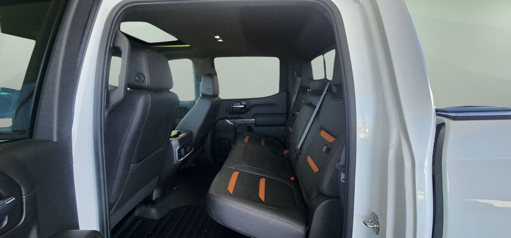Used 2022 GMC Sierra 1500 AT4 w/ AT4 Premium Package image 18