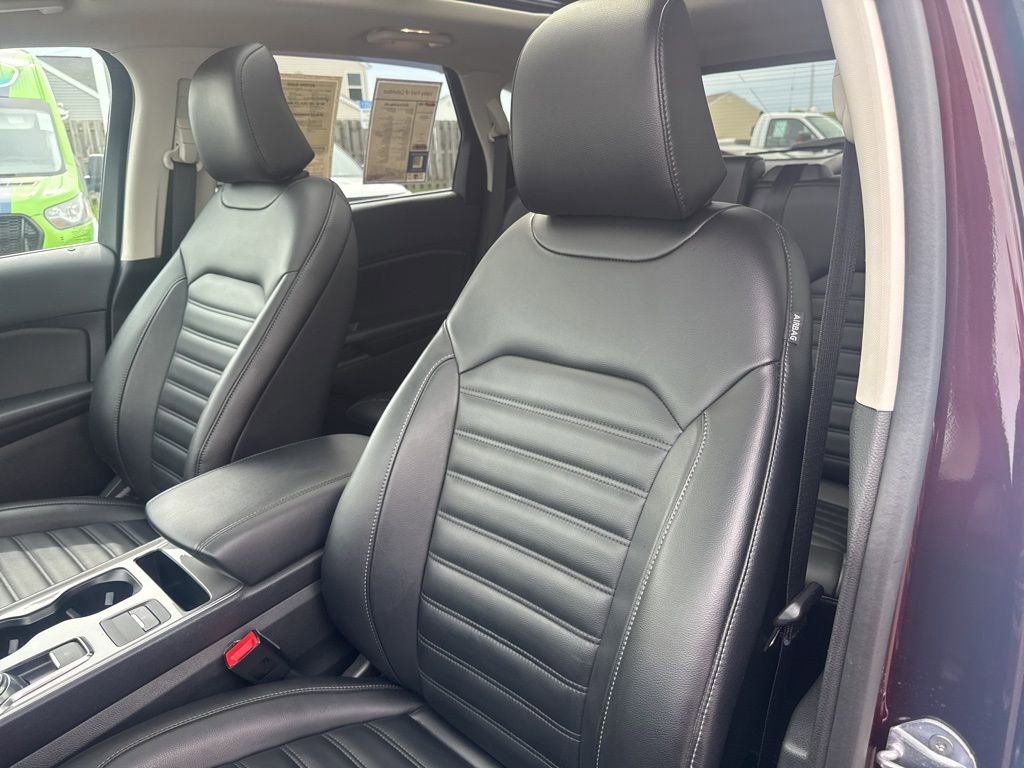 Certified 2024 Ford Edge SEL w/ Convenience Package AWD/4WD image 8