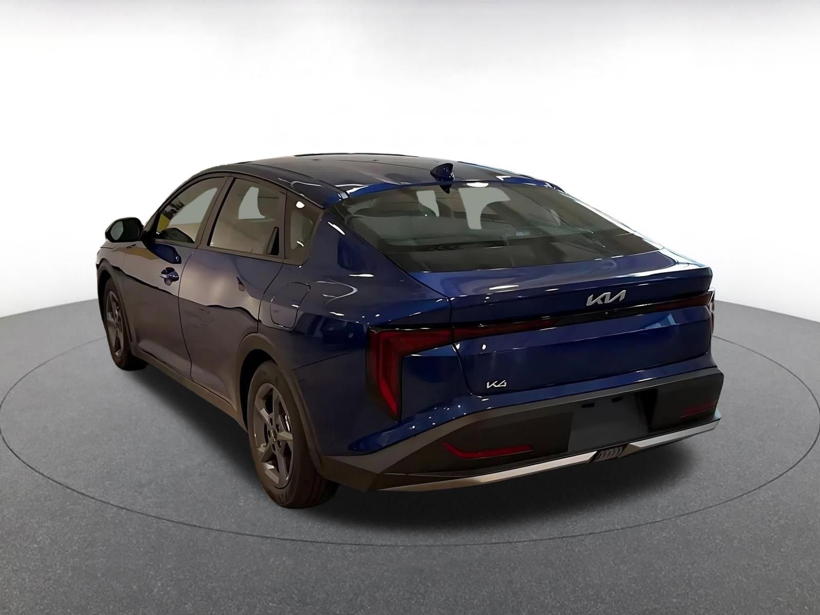 Used 2025 Kia K4 LXS image 10