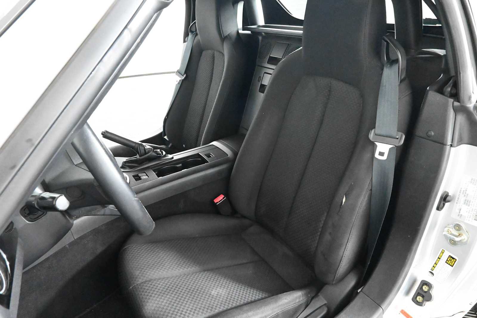 Used 2006 MAZDA MX-5 Miata Touring RWD image 15