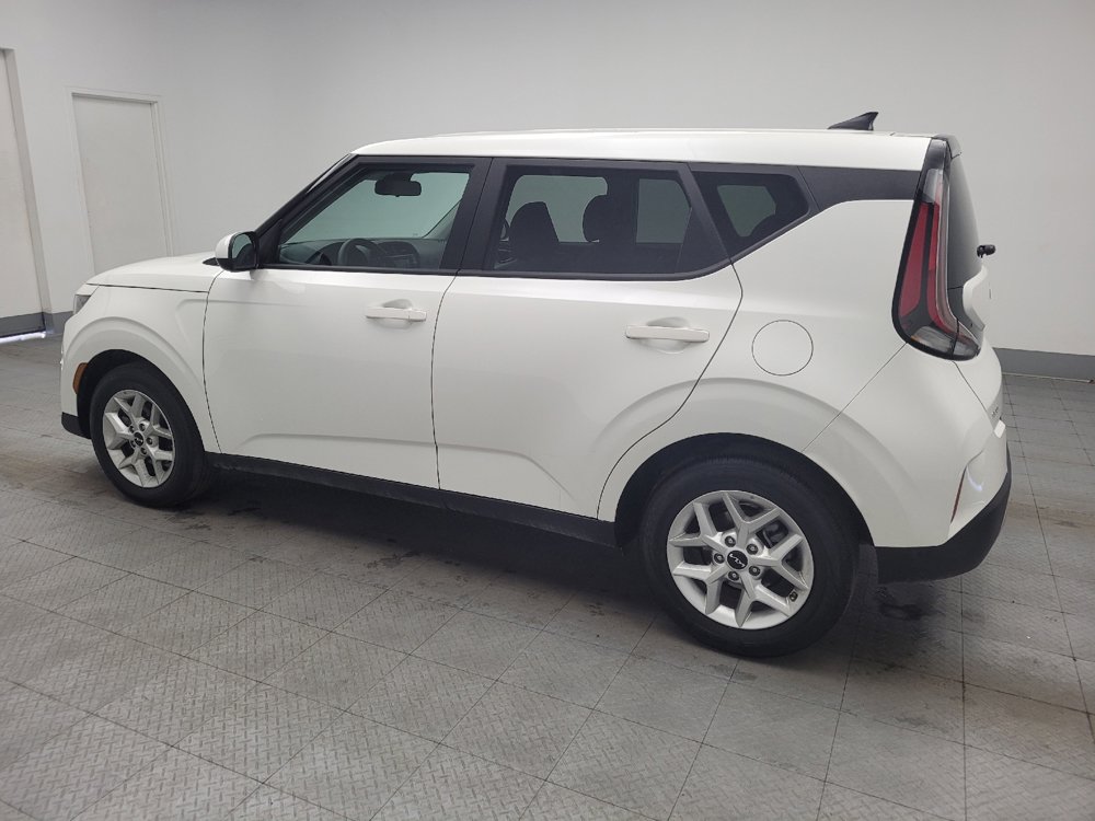 Used 2025 Kia Soul LX w/ LX Technology Package image 3