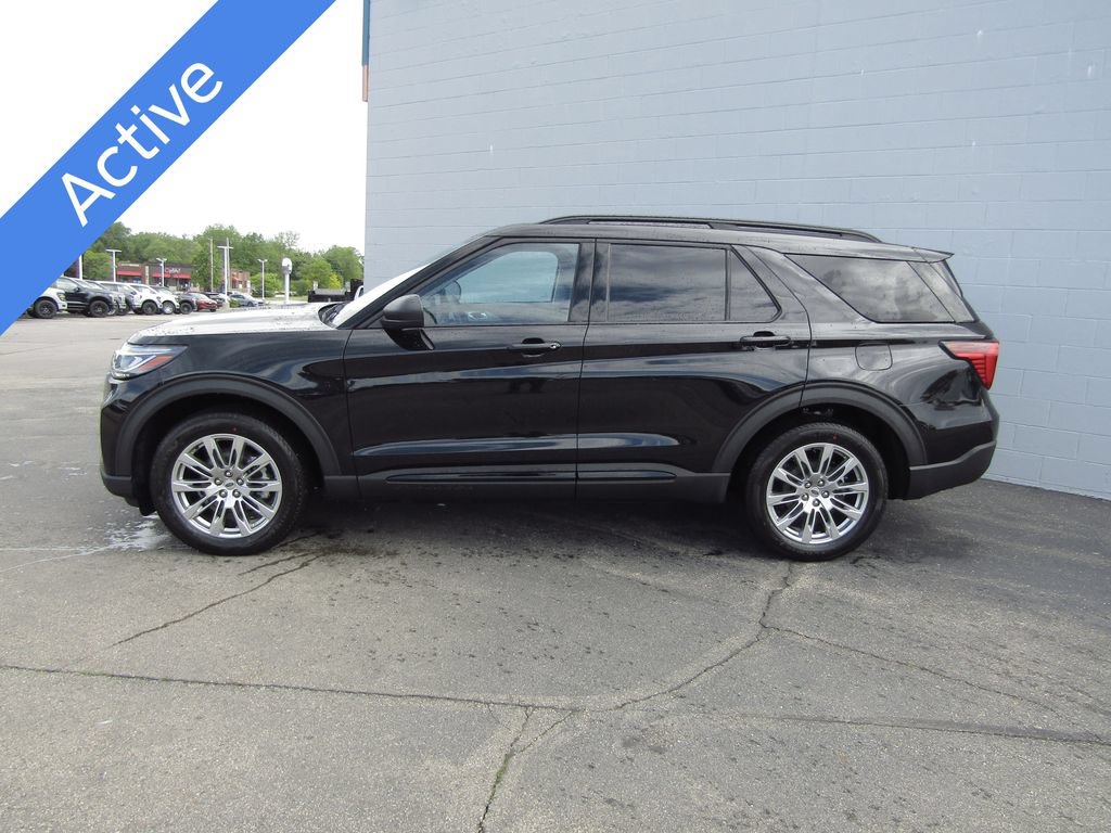 New 2026 Ford Explorer Active w/ Active Comfort Package AWD/4WD image 2