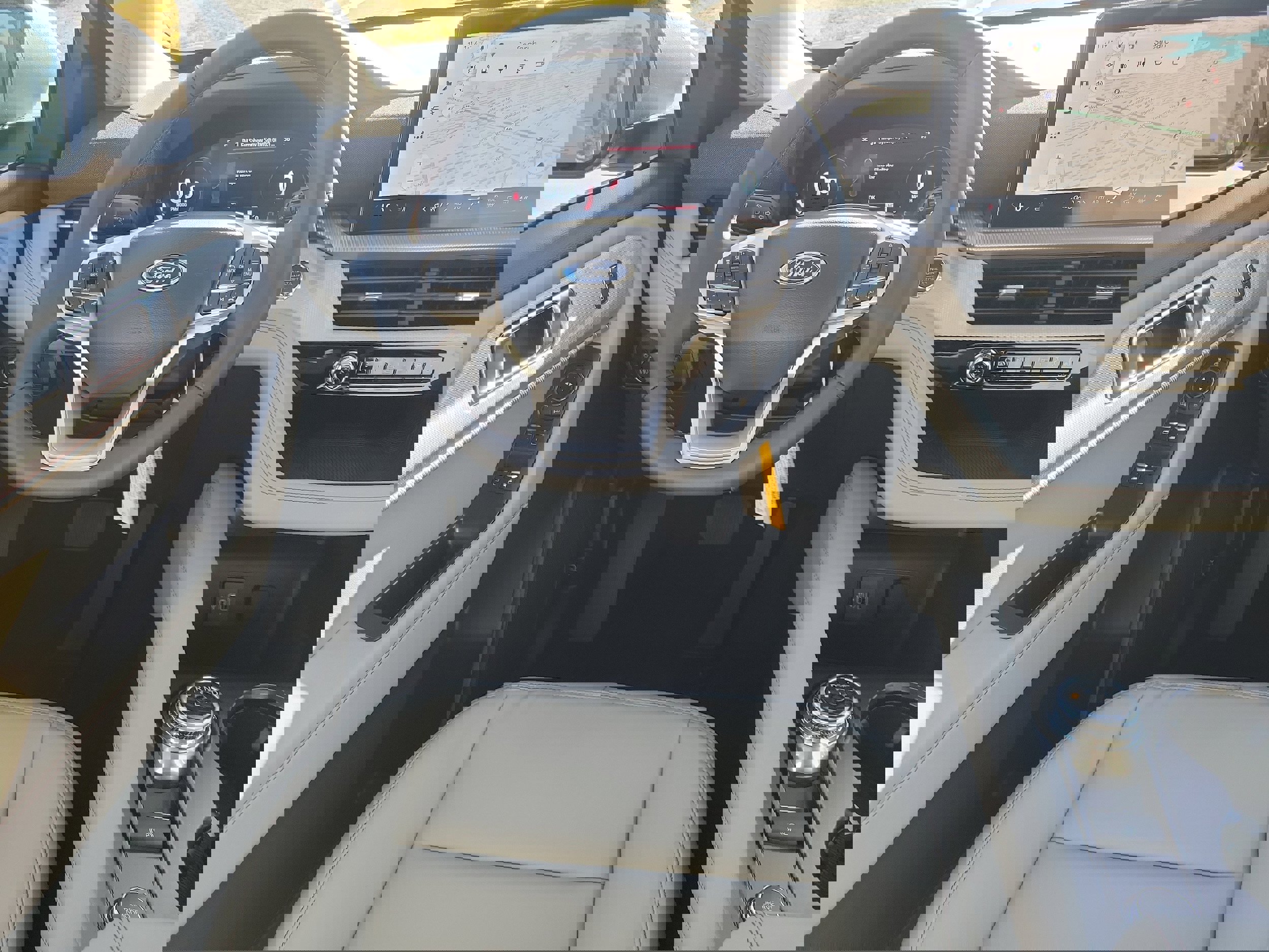New 2026 Ford Explorer Active image 16
