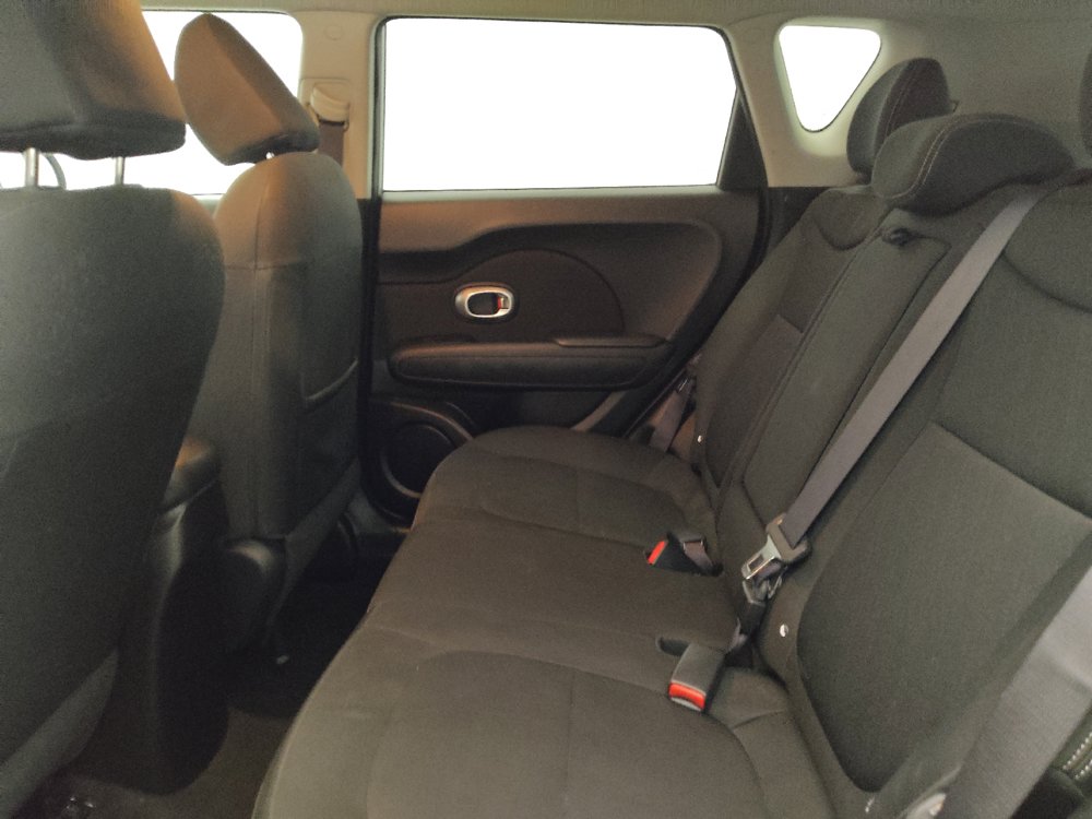 Used 2014 Kia Soul FWD image 18