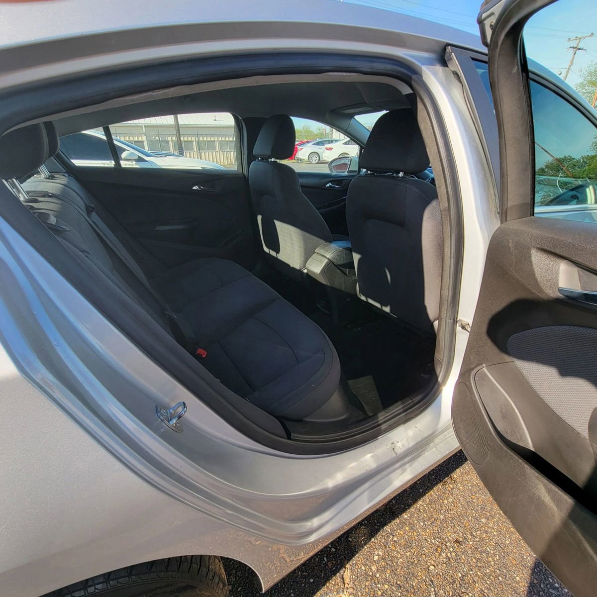 Used 2019 Chevrolet Cruze LT image 12