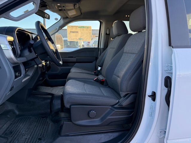 New 2026 Ford F550 4x4 Crew Cab image 12