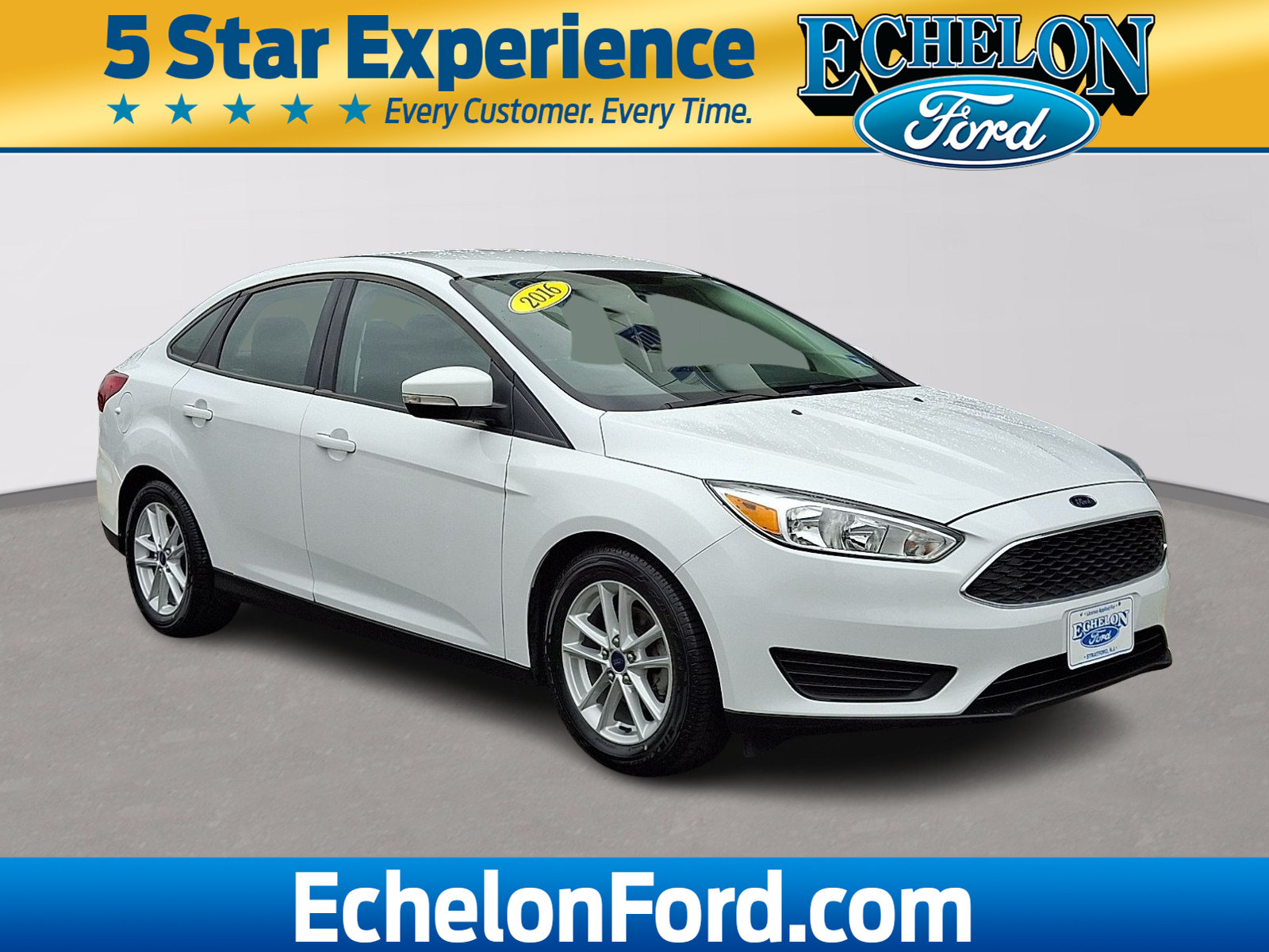 Used 2016 Ford Focus SE FWD image 1