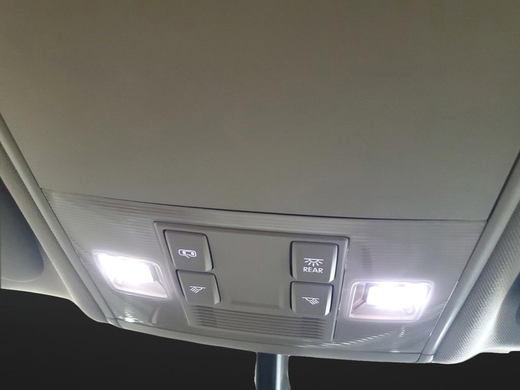 Certified 2023 Volkswagen Atlas SE image 27