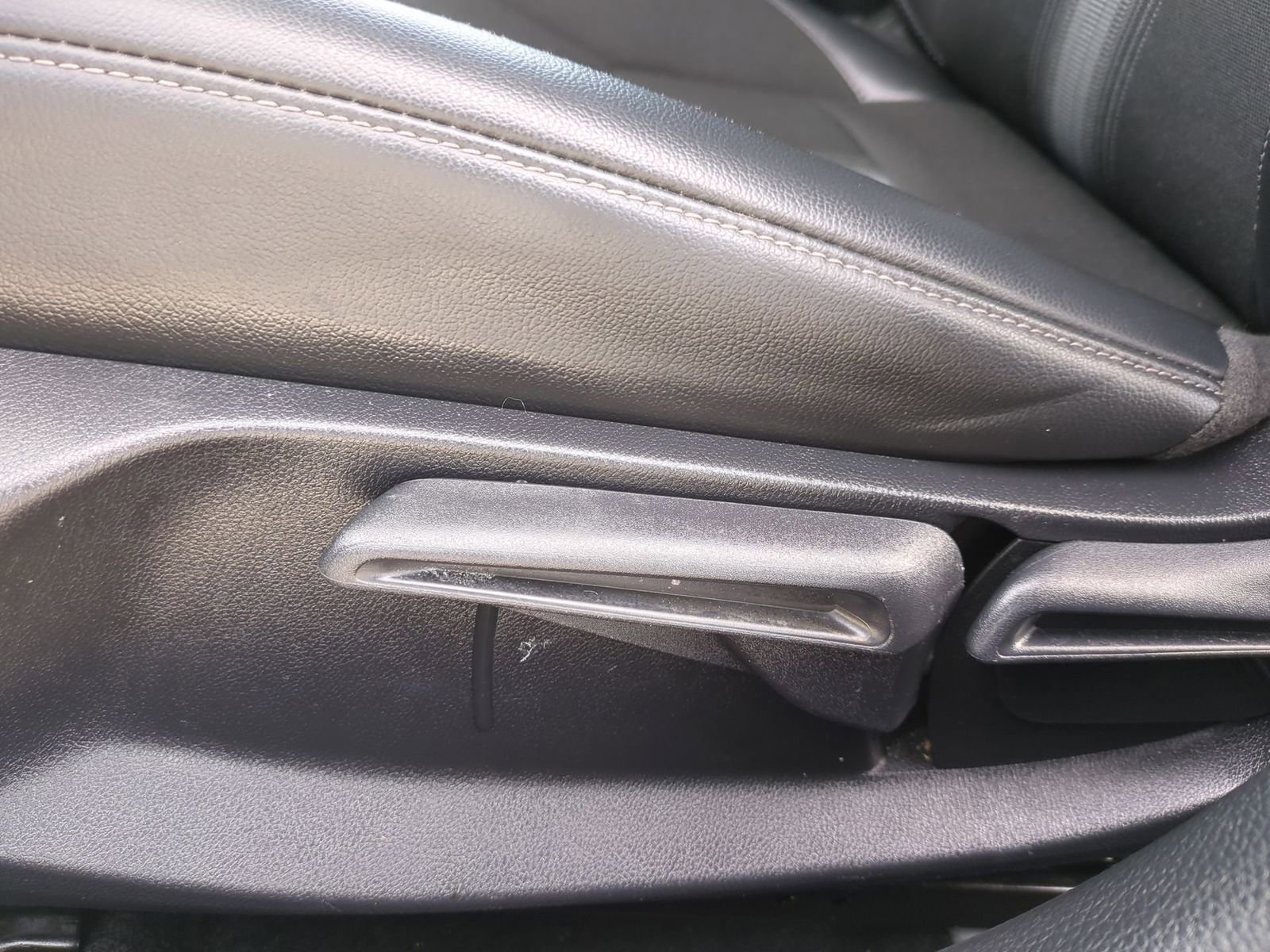 Used 2022 Honda Civic Sport image 16