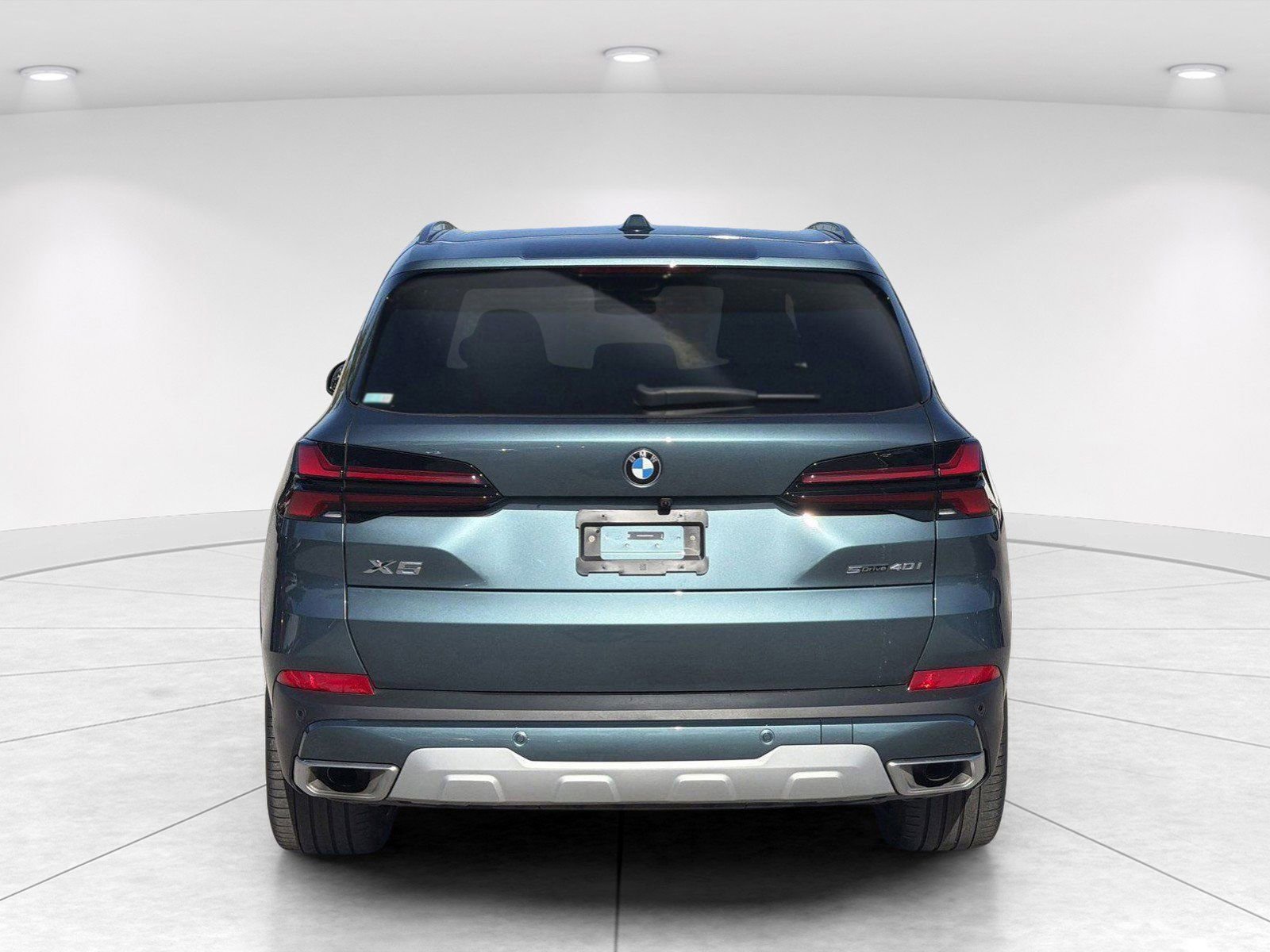 Certified 2024 BMW X5 sDrive40i w/ Premium Package RWD image 6