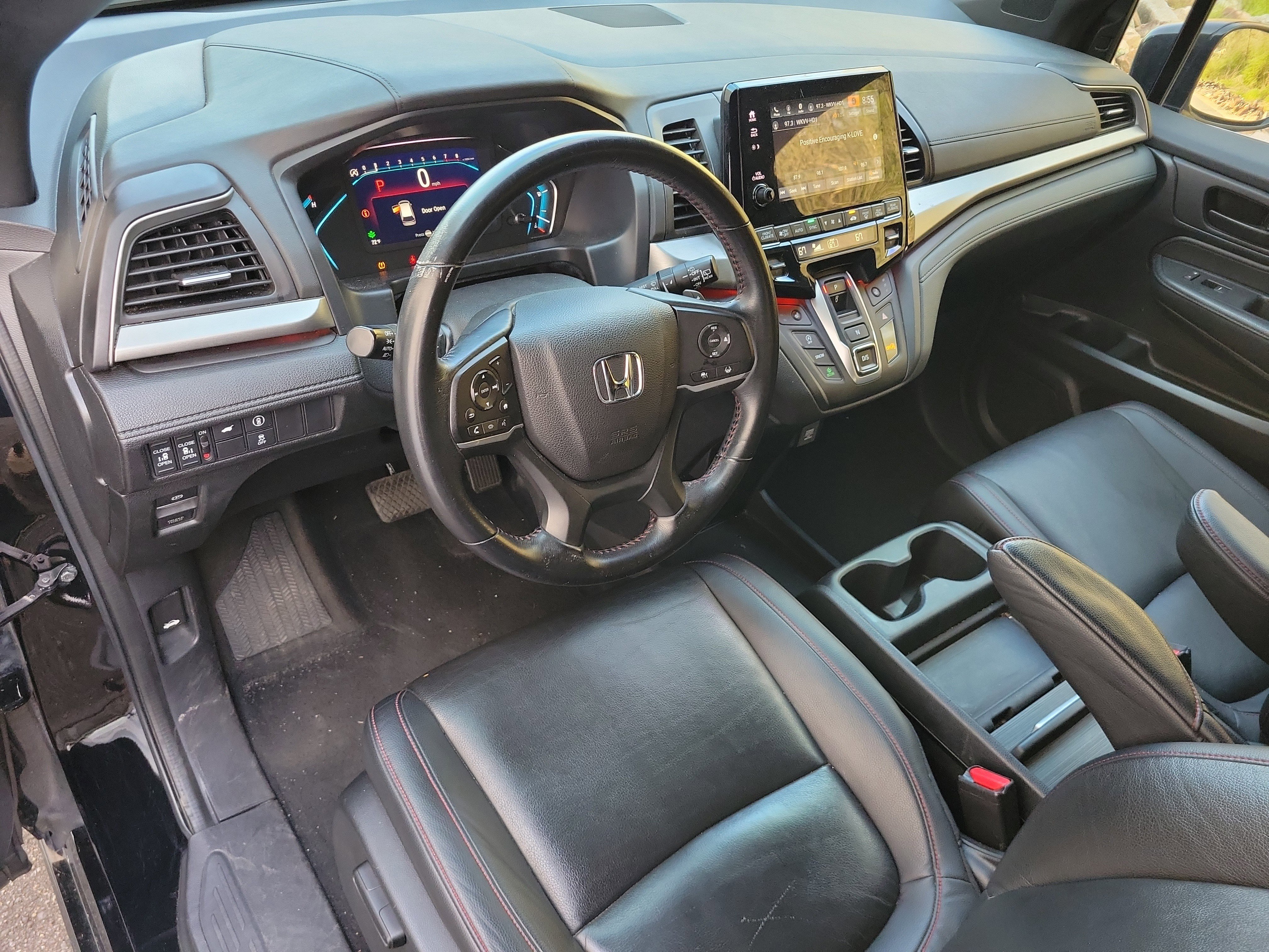 Used 2023 Honda Odyssey Sport image 8