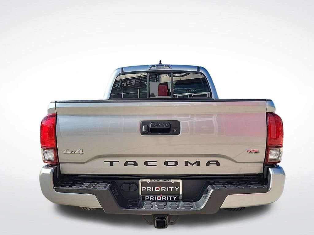 Used 2023 Toyota Tacoma SR image 4