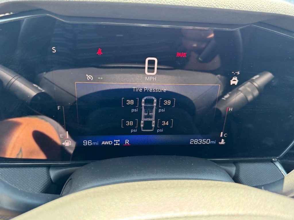Used 2024 Chevrolet TrailBlazer ACTIV w/ Driver Confidence Package AWD/4WD image 22