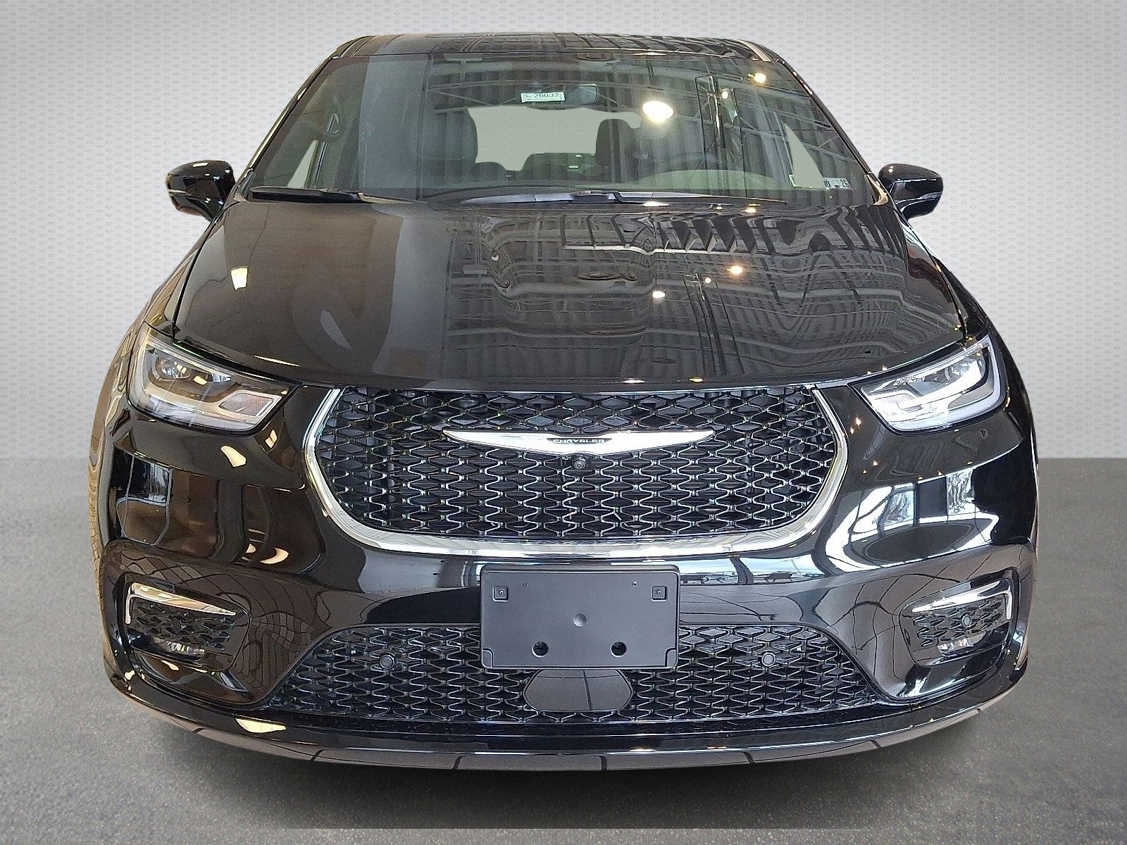 New 2026 Chrysler Pacifica Select image 2