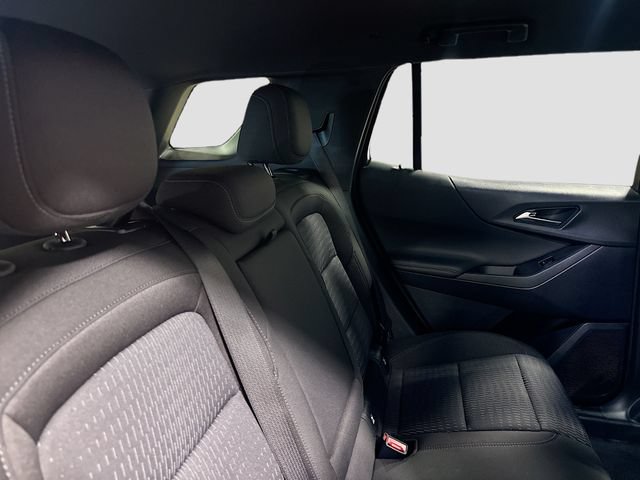 New 2026 Chevrolet Equinox LT w/ Safety and Technology Package AWD/4WD image 30