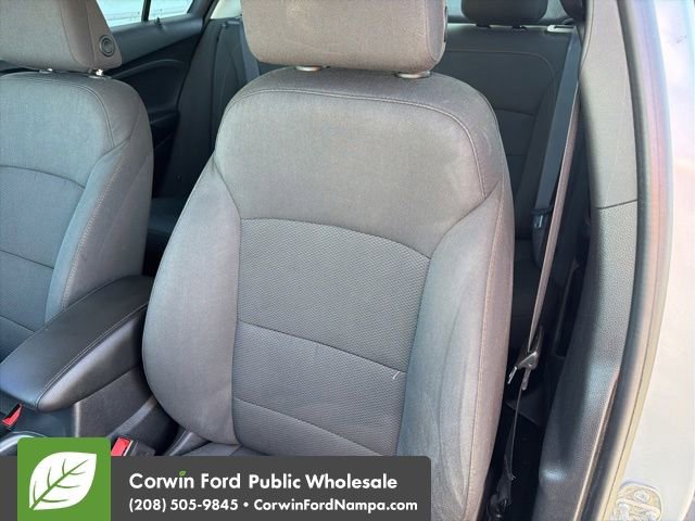Used 2017 Chevrolet Cruze LS FWD image 21