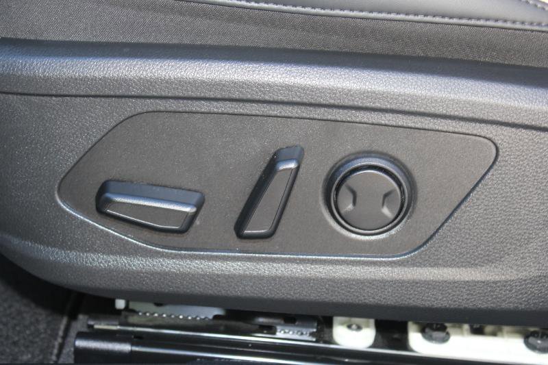 Used 2025 Kia K5 GT-Line image 11