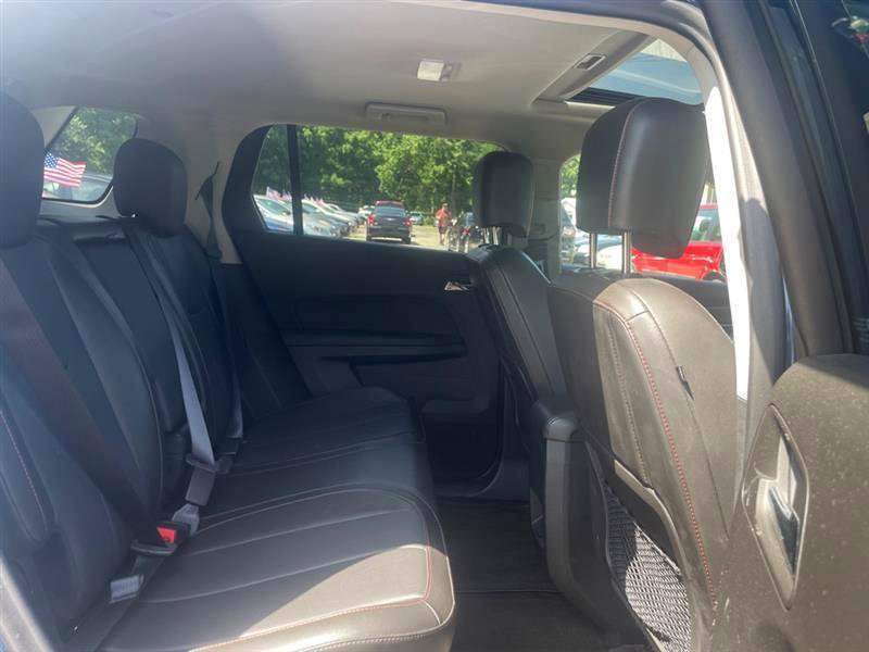 Used 2017 GMC Terrain SLT w/ Open Road Package FWD image 14