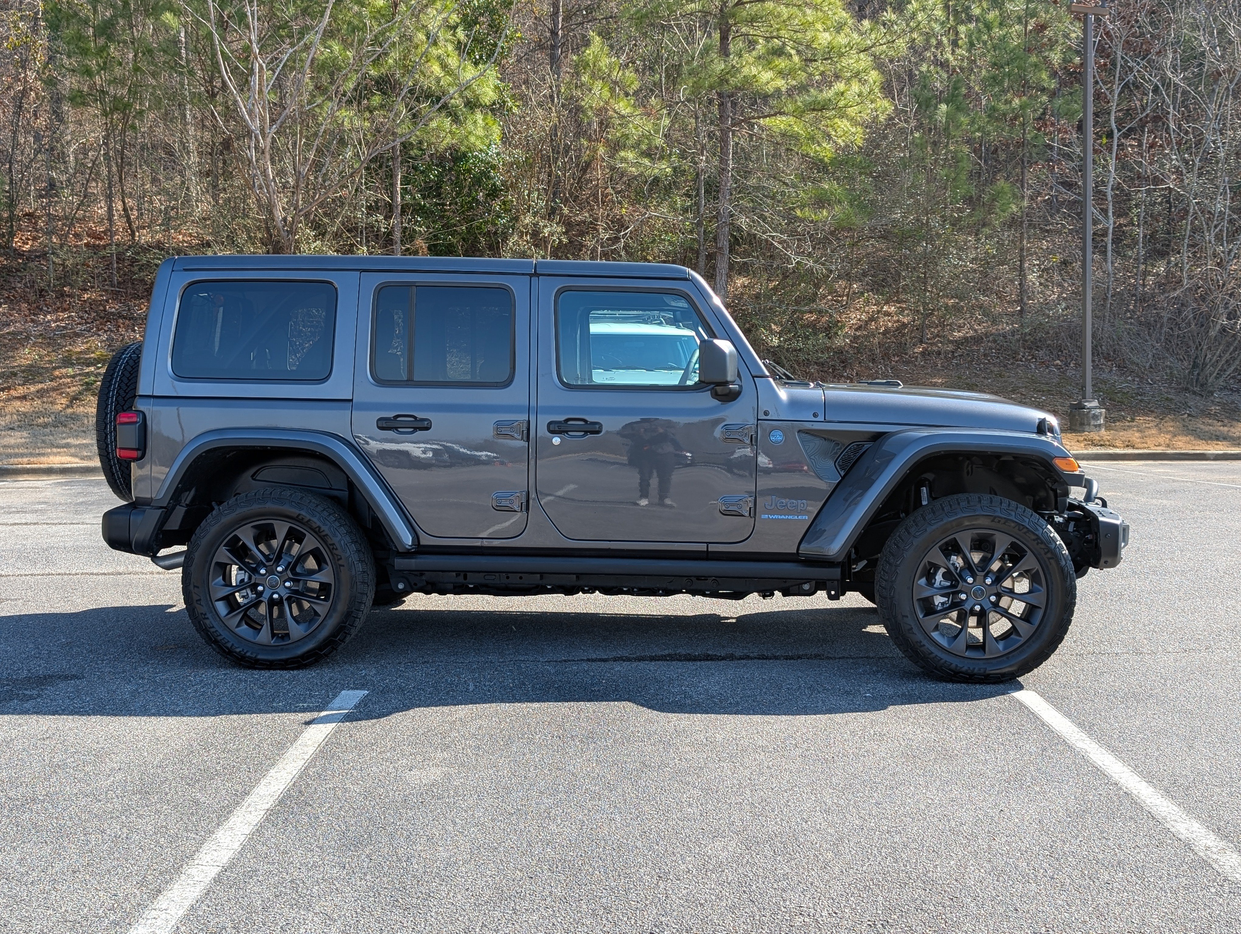 Used 2025 Jeep Wrangler Backcountry AWD/4WD image 10
