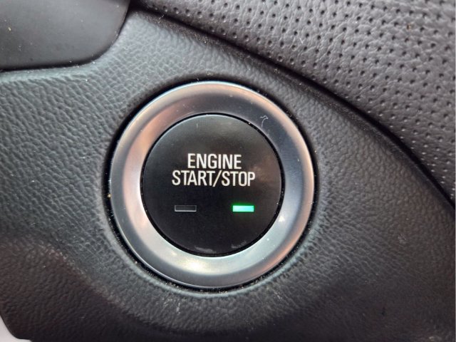Used 2020 Chevrolet Equinox Premier w/ Premier Redline Edition FWD image 27