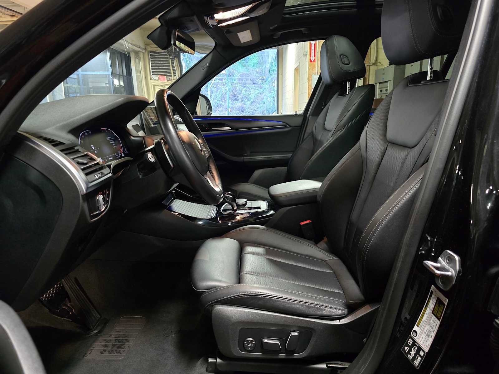 Used 2024 BMW X3 xDrive30i w/ Convenience Package image 21