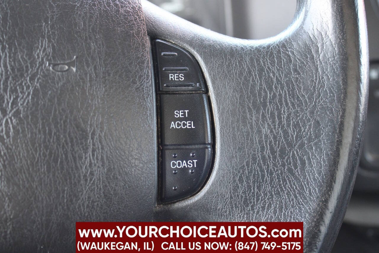 Used 2012 Ford E-350 and Econoline 350 Super Duty w/ Interior Upgrade Pkg RWD image 21