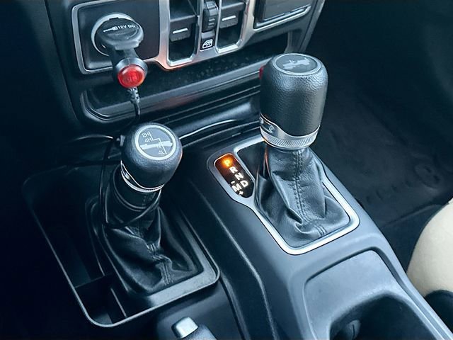 Used 2020 Jeep Wrangler Unlimited Sport AWD/4WD image 16