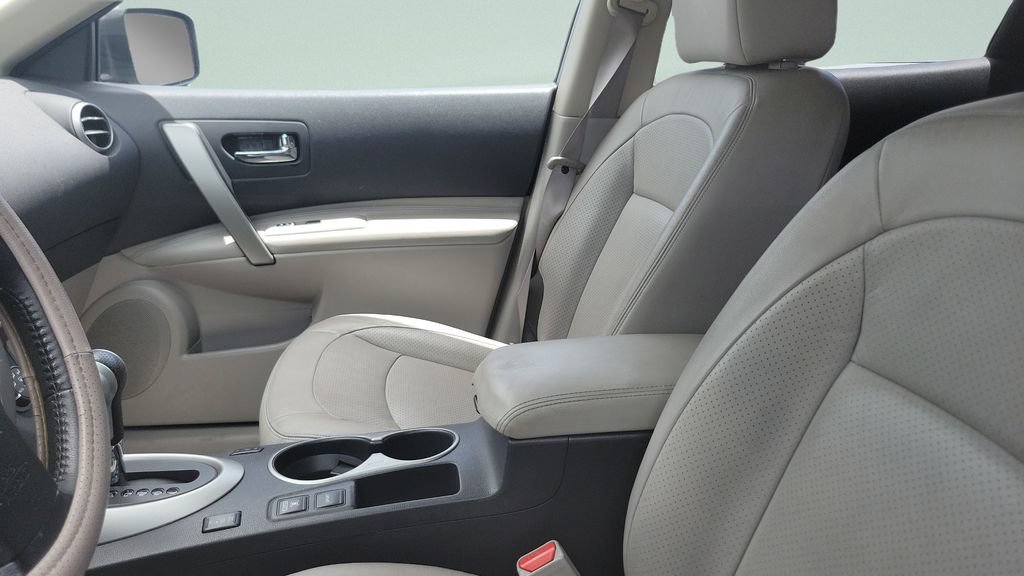 Used 2012 Nissan Rogue SL FWD image 10