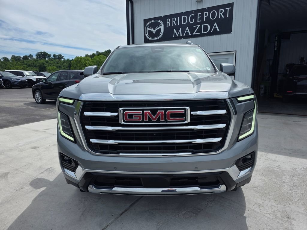 Used 2025 GMC Yukon XL Elevation w/ Technology Package AWD/4WD image 2
