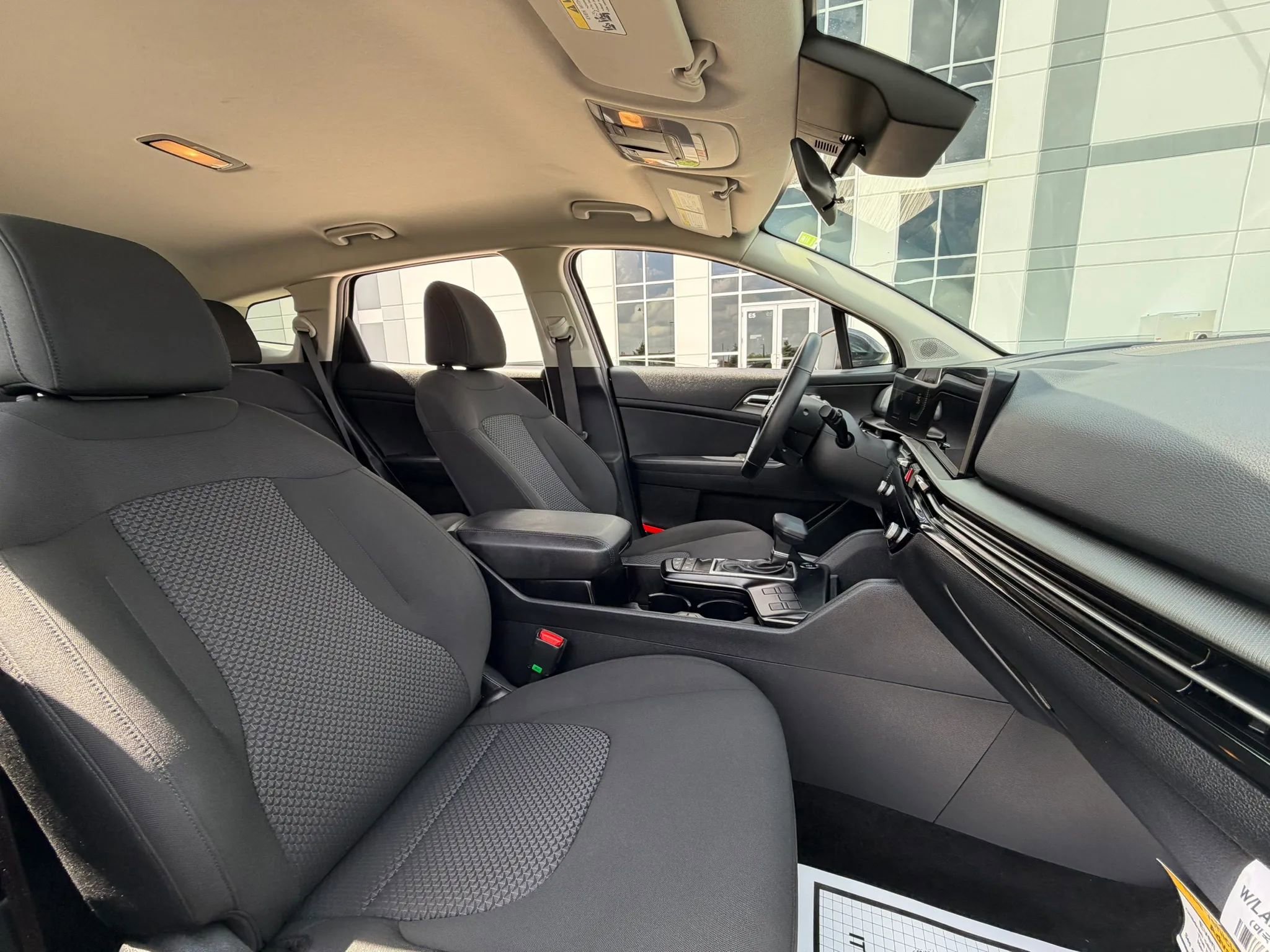 Used 2026 Kia Sportage LX FWD image 22