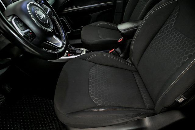 Used 2020 Jeep Compass Sport w/ Cold Weather Group image 11