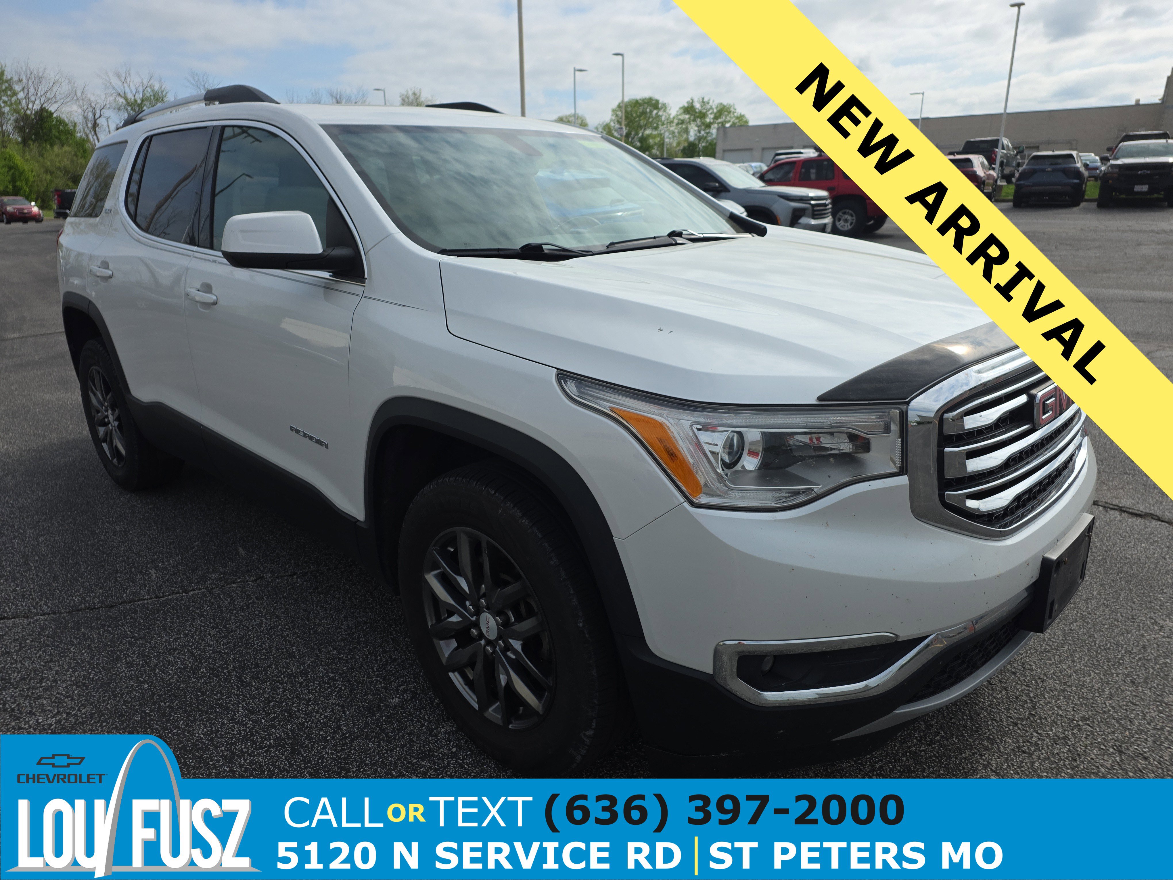 Used 2017 GMC Acadia SLT image 1