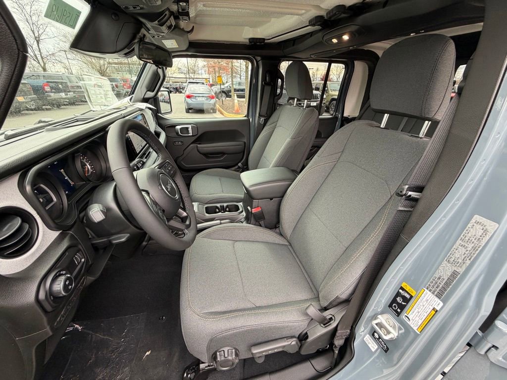 New 2026 Jeep Gladiator Sport AWD/4WD image 15