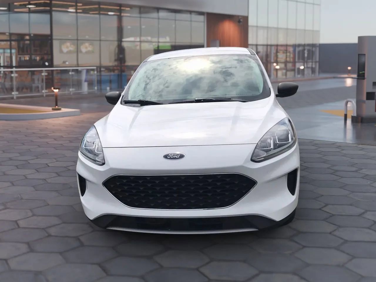 Used 2022 Ford Escape SE image 7