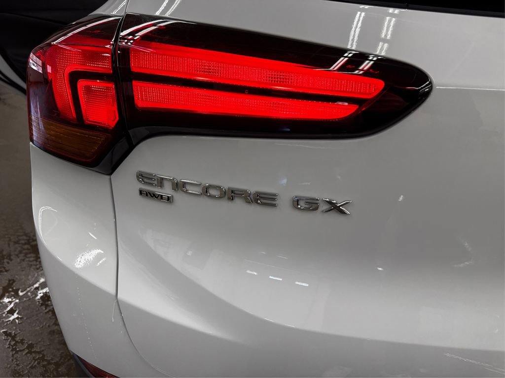Used 2025 Buick Encore GX Preferred image 15